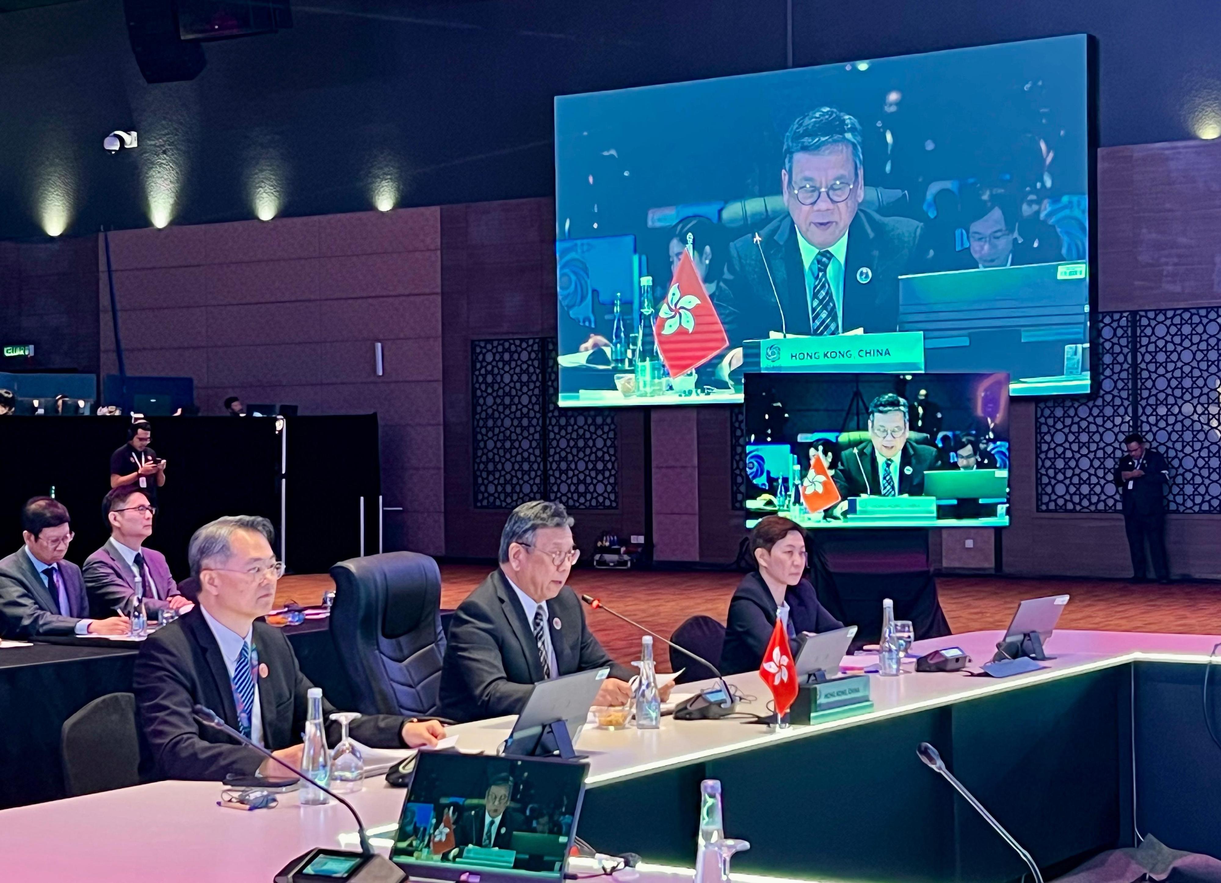 The Secretary for Commerce and Economic Development, Mr Algernon Yau (front row, centre), speaks at the 9th Association of Southeast Asian Nations Economic Ministers - Hong Kong, China Consultation in Kuala Lumpur, Malaysia, today (September 26). Looking on are the Director-General of Trade and Industry, Mr Aaron Liu (front row, left), and the Director-General of the Hong Kong Economic and Trade Office in Jakarta, Miss Libera Cheng (front row, right).